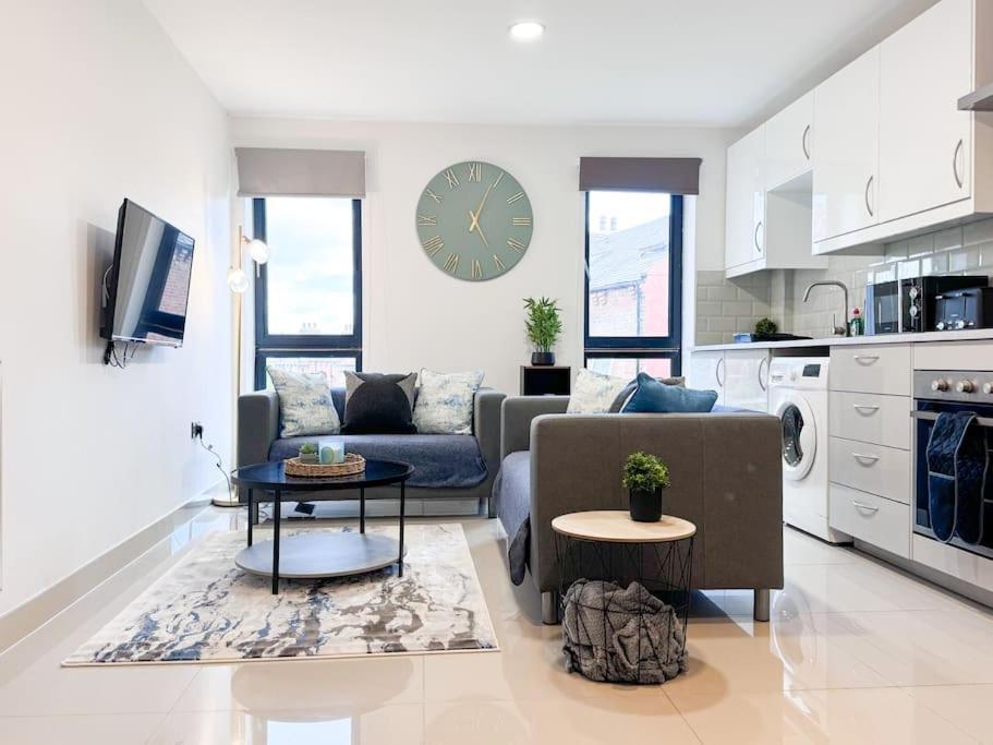 3 Bedroom Apt By Threethreethreesproperty Short Lets & Serviced Accommodation Leeds With Wi-Fi & Parking Leeds (West Yorkshire) Exterior foto