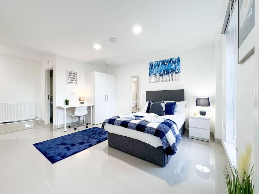 3 Bedroom Apt By Threethreethreesproperty Short Lets & Serviced Accommodation Leeds With Wi-Fi & Parking Leeds (West Yorkshire) Exterior foto