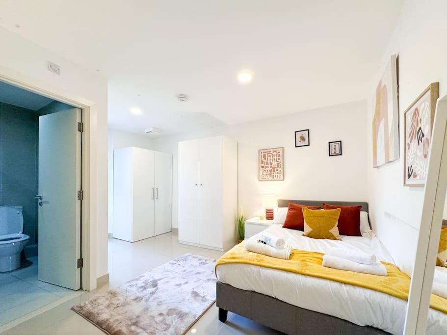 3 Bedroom Apt By Threethreethreesproperty Short Lets & Serviced Accommodation Leeds With Wi-Fi & Parking Leeds (West Yorkshire) Exterior foto